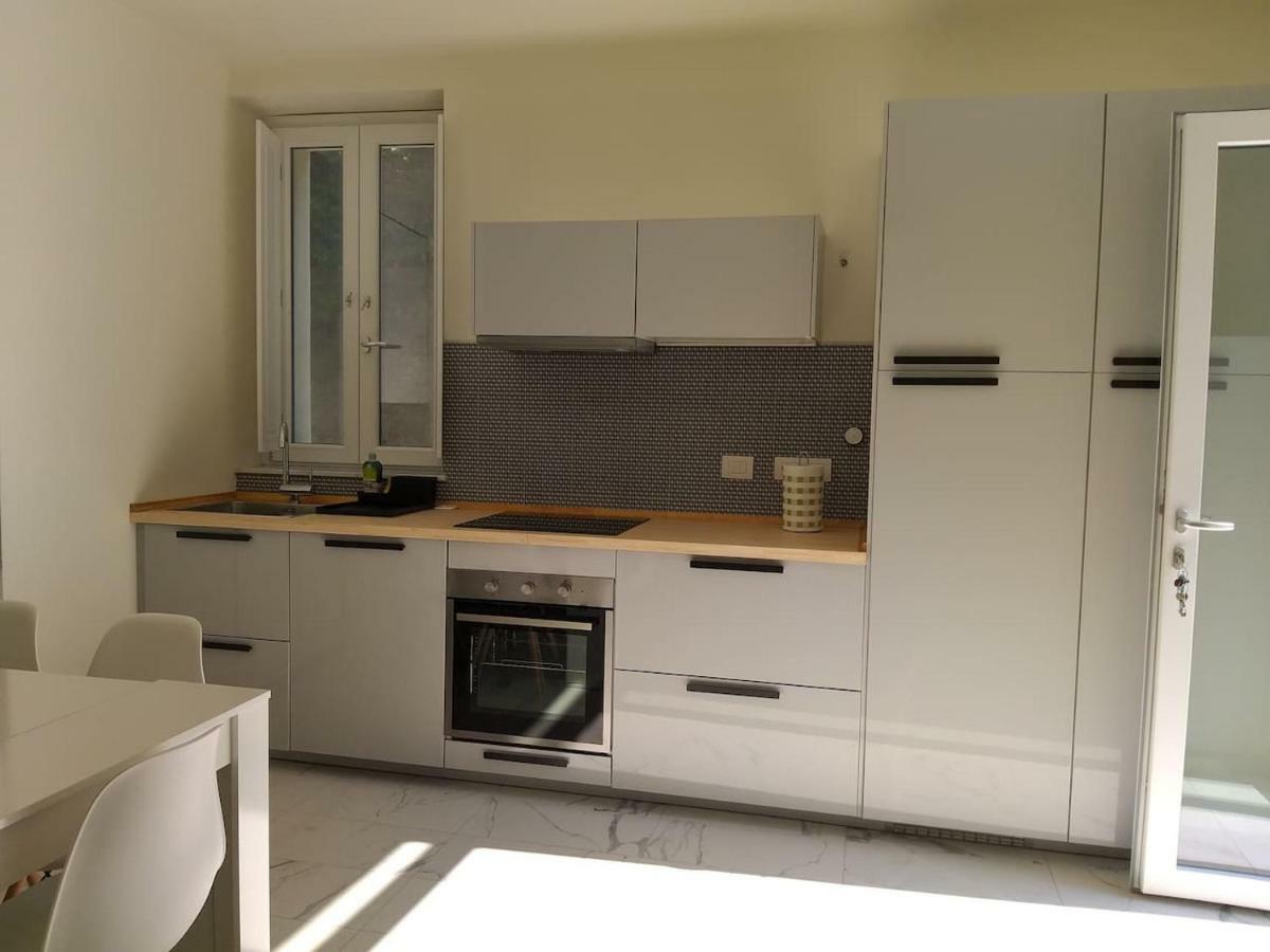 Mimosa 2 - Trilocale A 50 Mt Dal Mare Apartman Levanto Kültér fotó