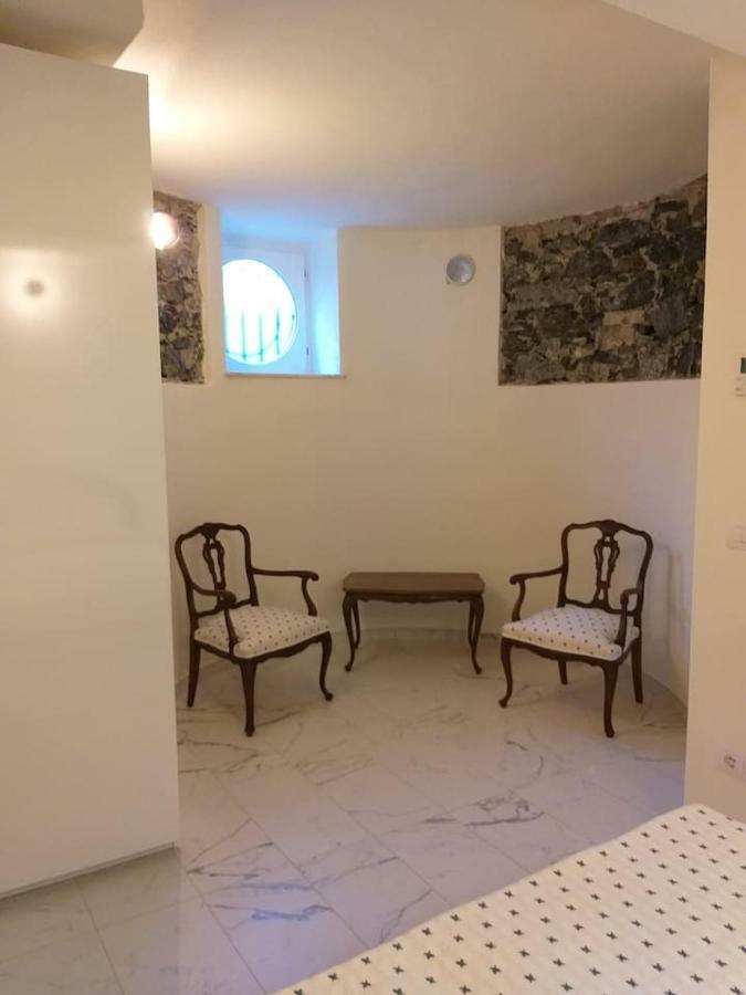 Mimosa 2 - Trilocale A 50 Mt Dal Mare Apartman Levanto Kültér fotó