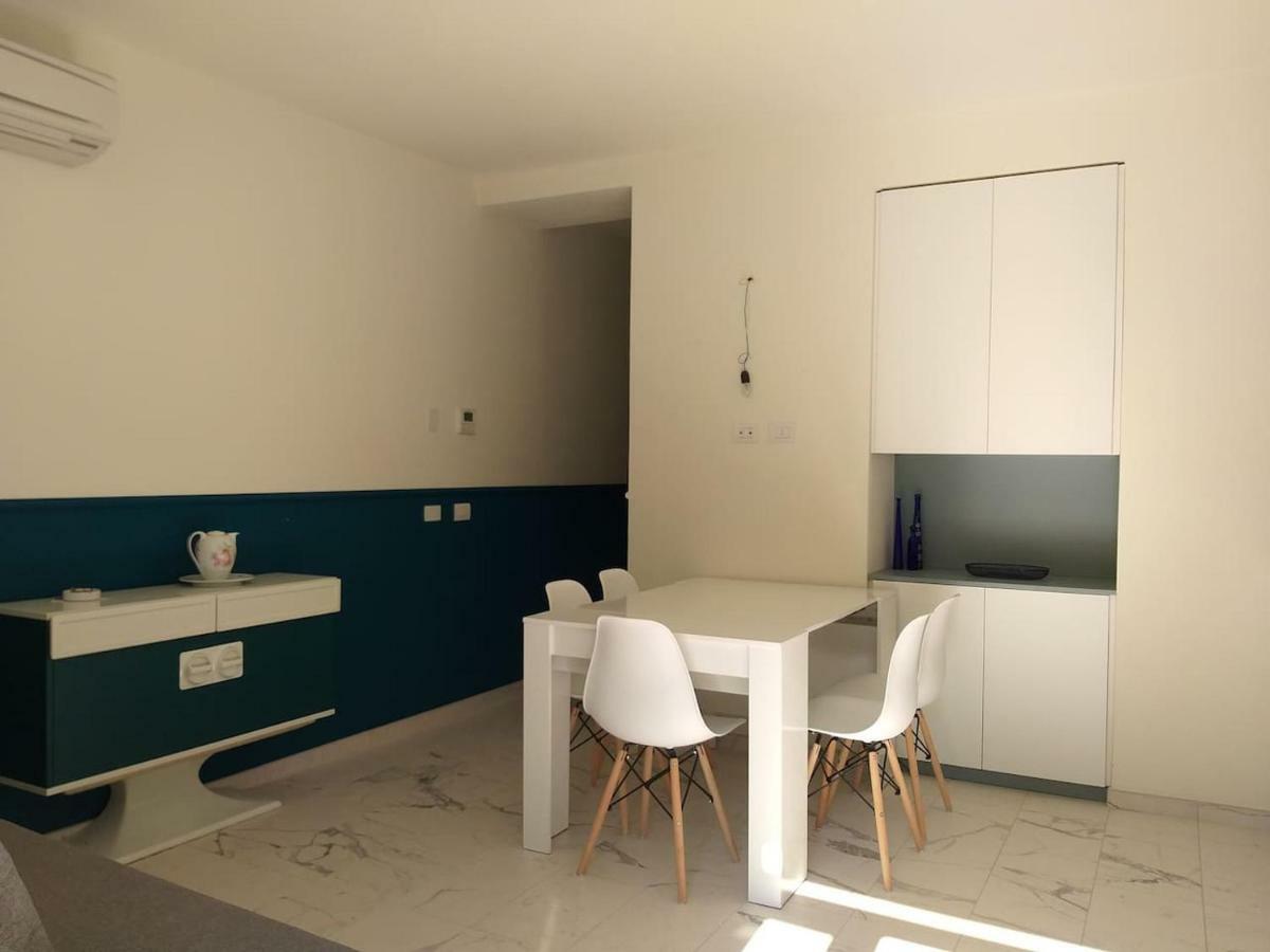 Mimosa 2 - Trilocale A 50 Mt Dal Mare Apartman Levanto Kültér fotó